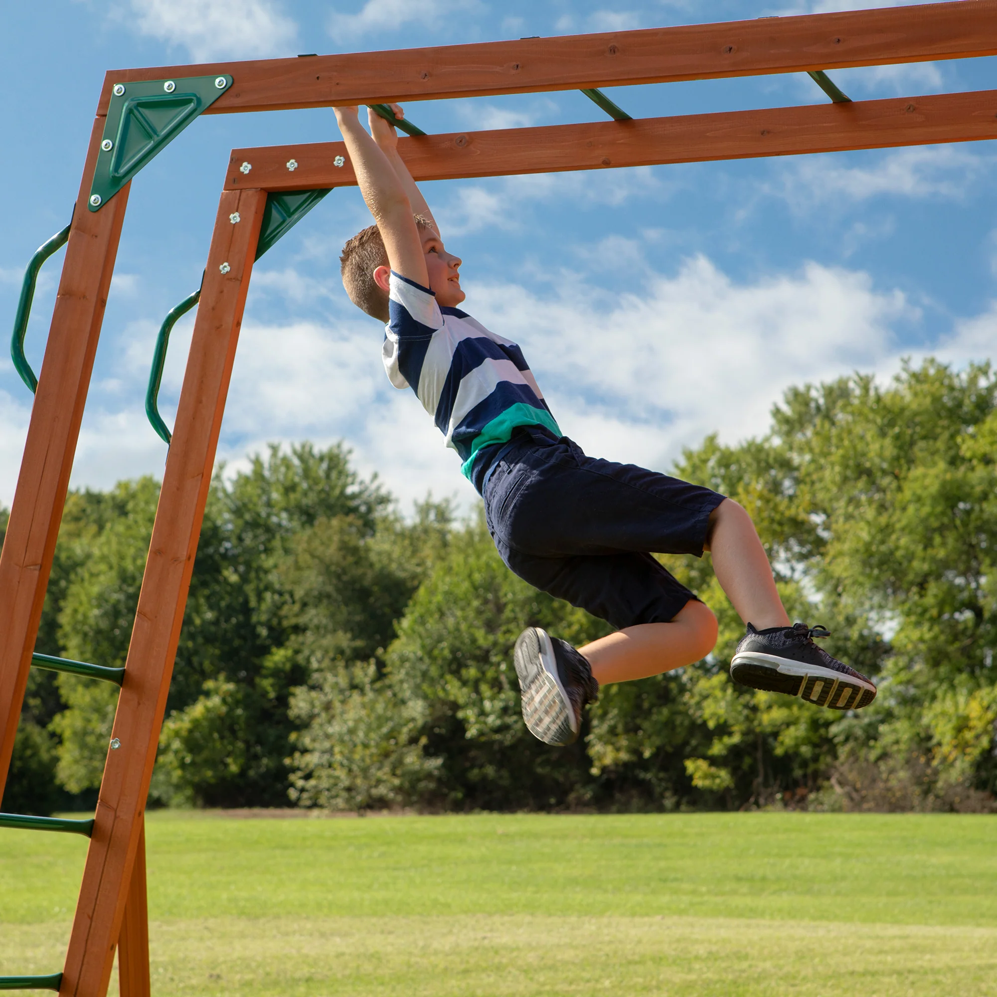 Skyfort II Swing Set - Image 8